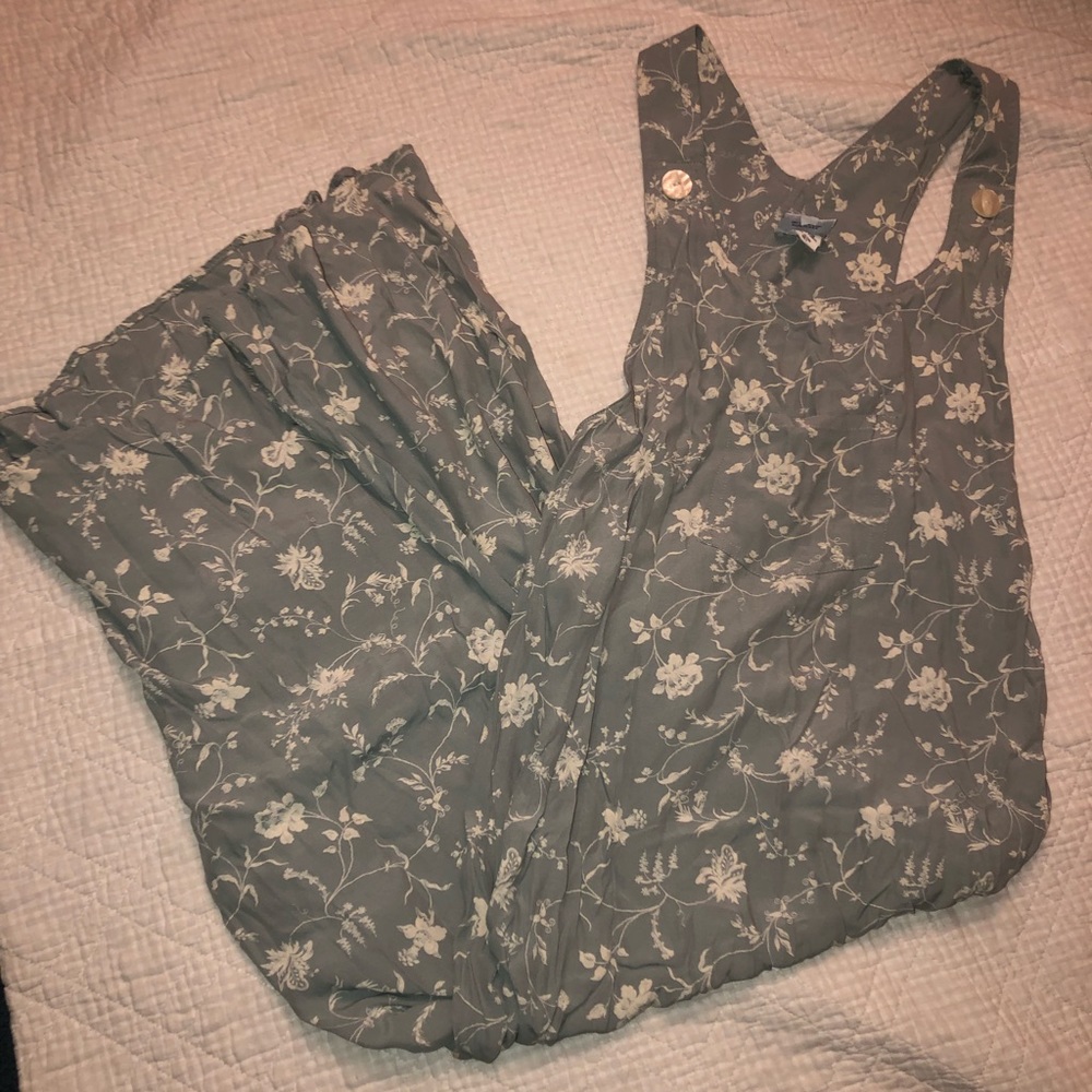 Lulu wear maxi dress!